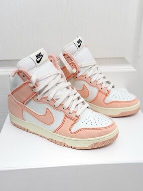 Nike Women's High-Top Sneakers - White & Peach